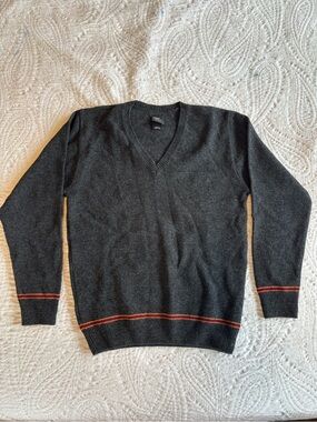 Wizarding World of Harry Potter 100% Lambswool Hogwarts Gryffindor Sweater Sz M